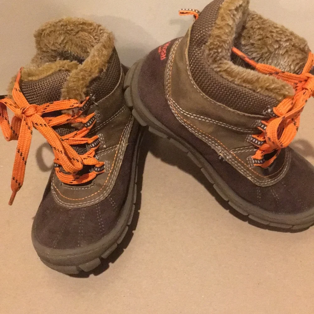 Oshkosh B'gosh lace up Marley2-01 faux fur boots kids size 12 brown beige